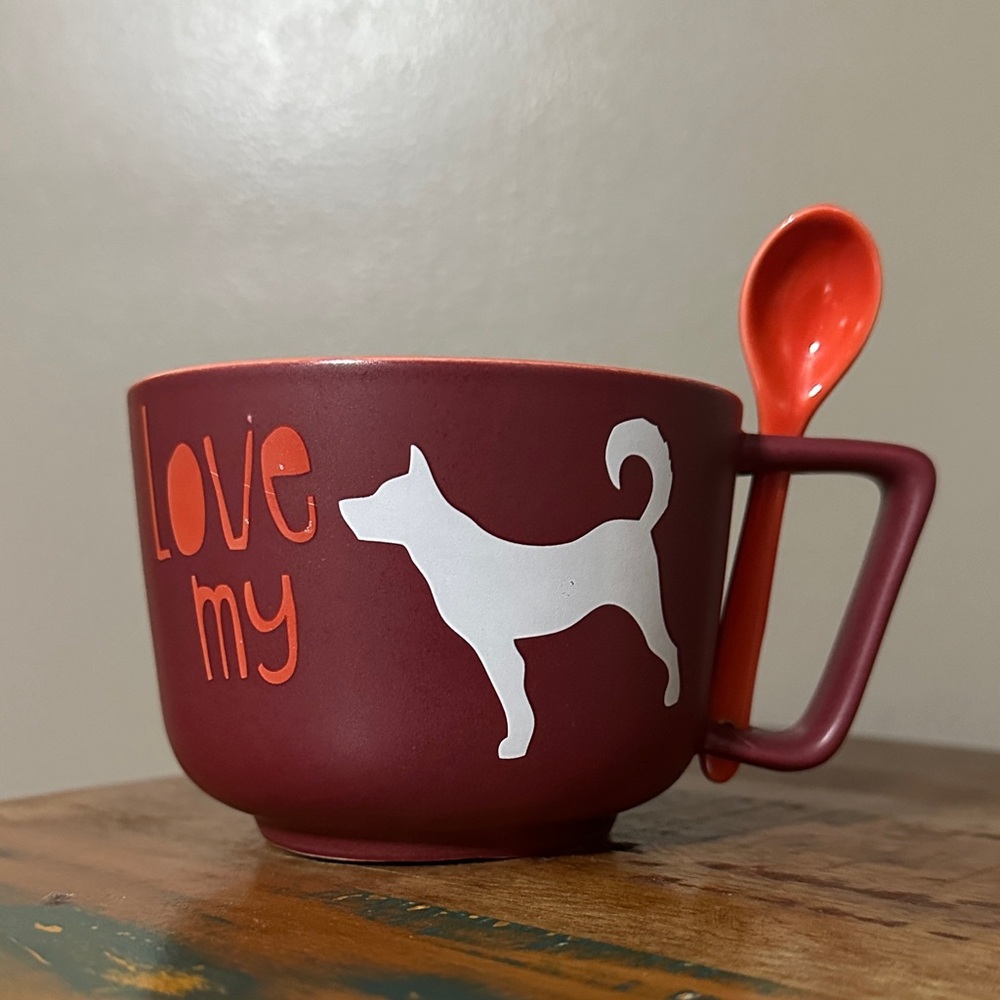 Maroon Dog Mug with Spoon